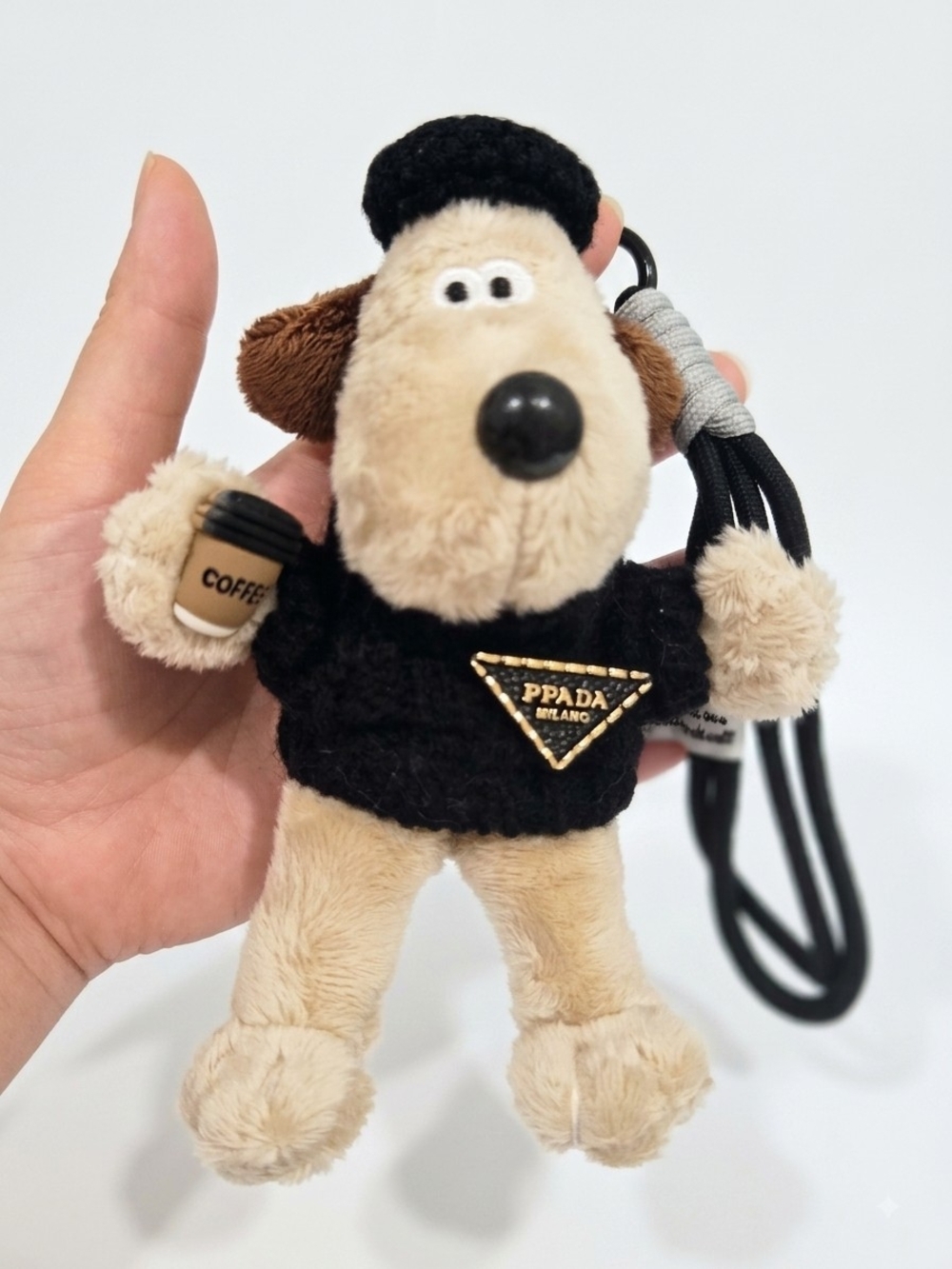 Black Dog with Coffee Cup Charm-keychain